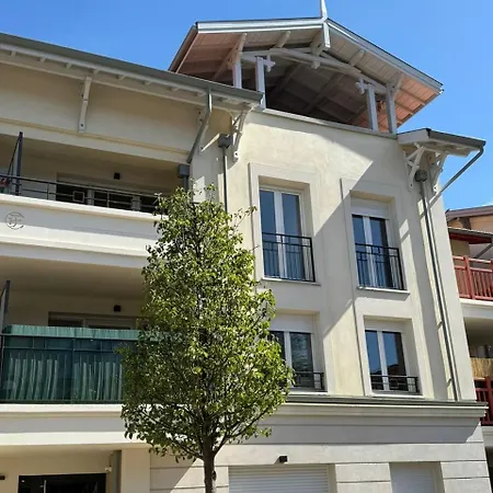 Apartment T3 De Charme Et Lumineux